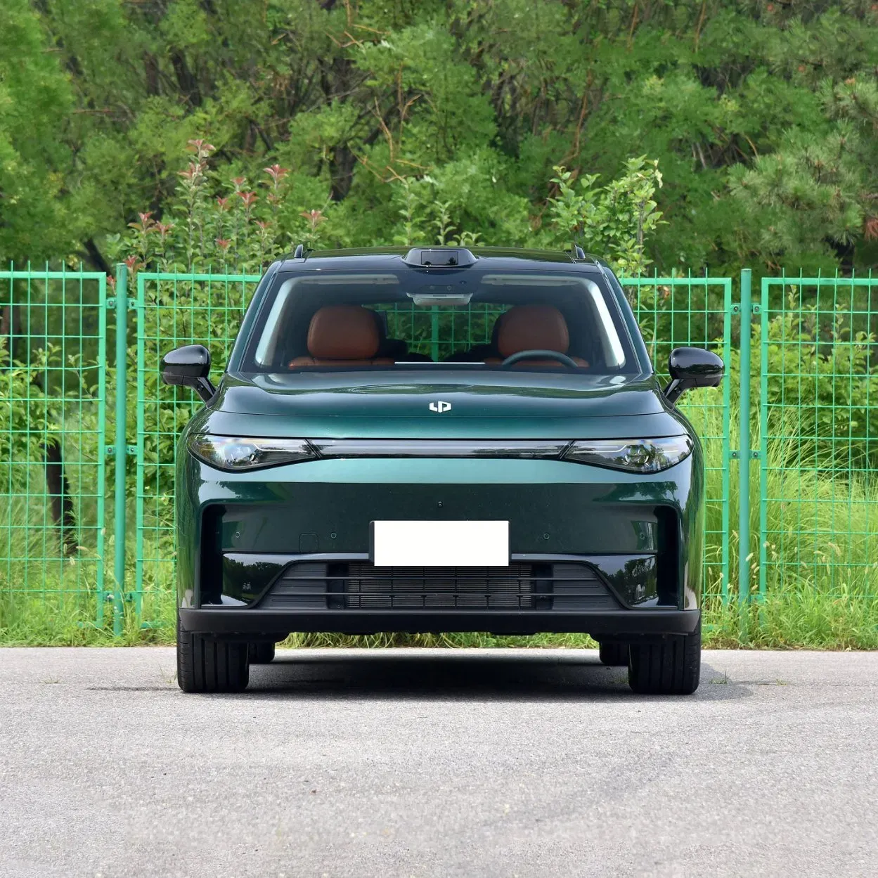 imgi_111_Factory-Price-Auto-Vehicle-2024-Leapmotor-C16-Extended-Range-200-Electric-Car 2026 Leapmotor C16 Extended Range 200 Electric Car– In Stock in China | Chinese Ev Cars in Ethiopia - Image 1