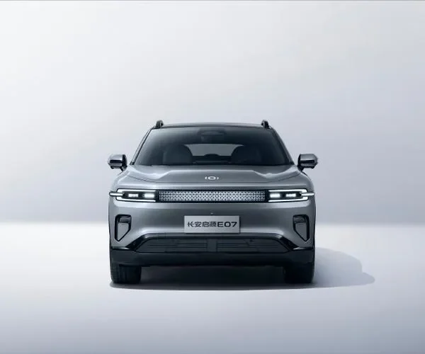 Changan Qiyuan E07 Pure Electric Four-Wheel Drive New Energy Vehicle Car– Ships Worldwide From China |  Chinese Ev Cars in Ethiopia