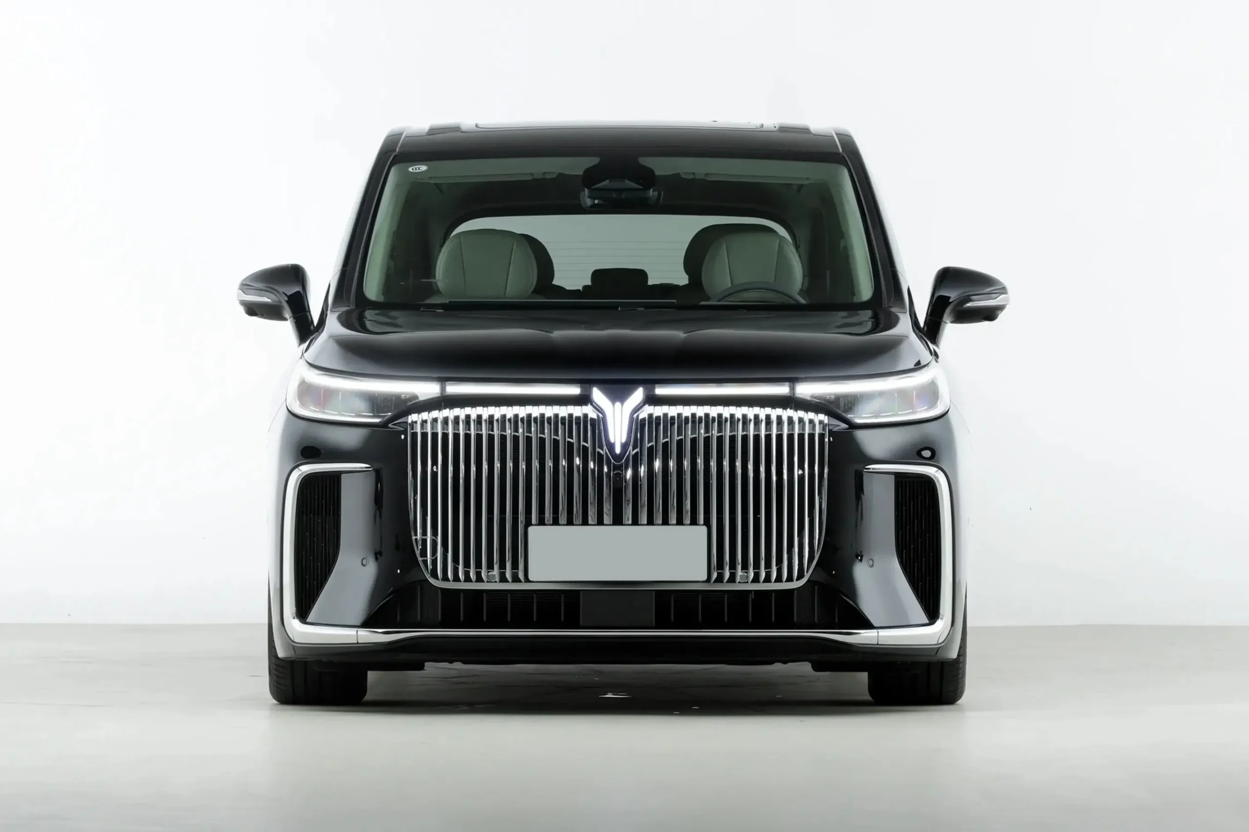 imgi_69_Innovative-Hybrid-Exceptional-Specifications-Voyah-Dreamer-Phev-Cars Voyah 2026 Dreamer Phev 1.5t Ultra-Long Range Flagship Version Automatic Car– In Stock in China | Chinese Ev Cars in Ethiopia - Image 1