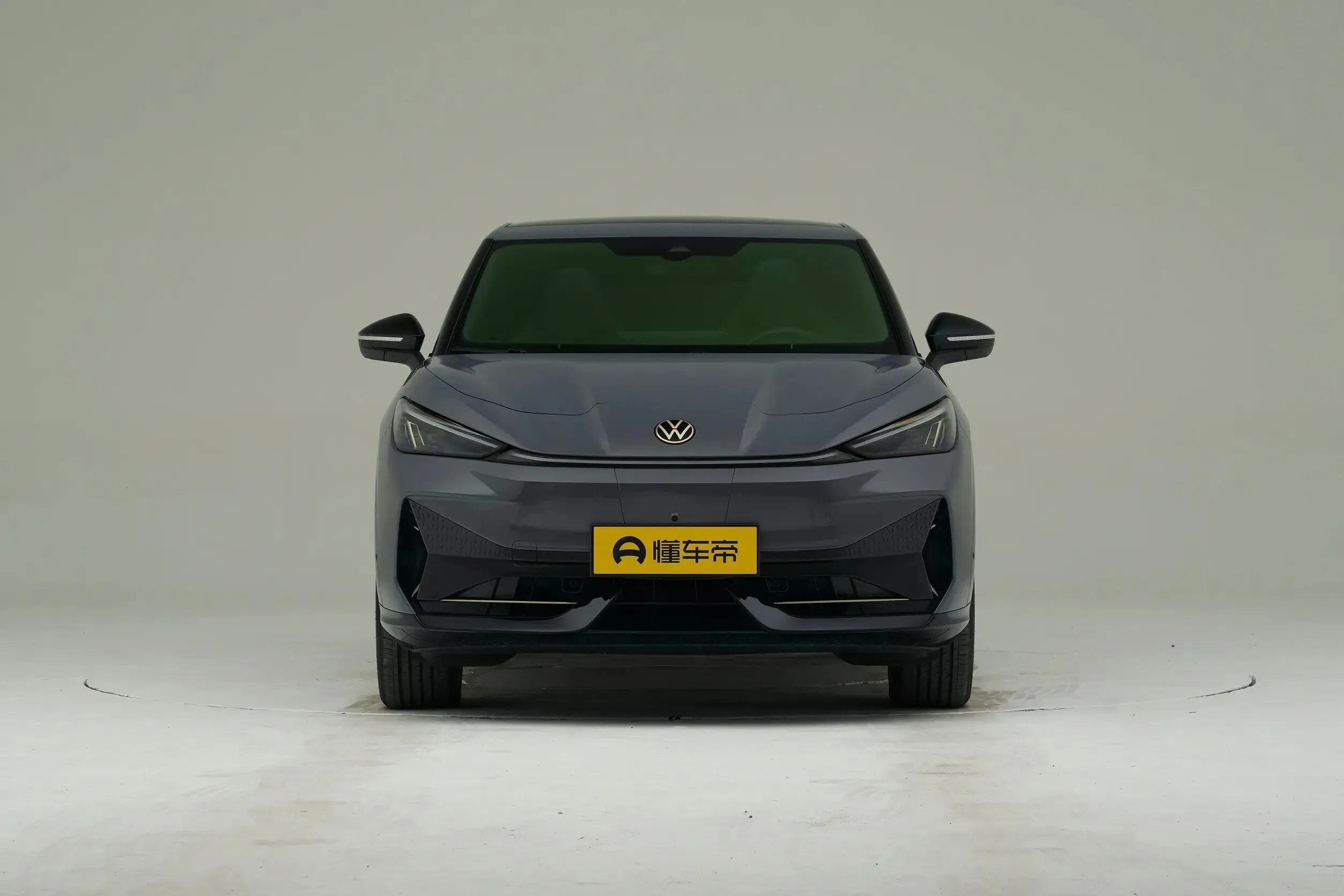 imgi_90_Volkswagen-ID-Unyx-Max-Edition-4WD-EV-Second-Hand-Pure-Electric-Car 2026 Volkswagen ID. Unyx High Performance Car– Ships Worldwide From China | Chinese Ev Cars in Ethiopia - Image 1